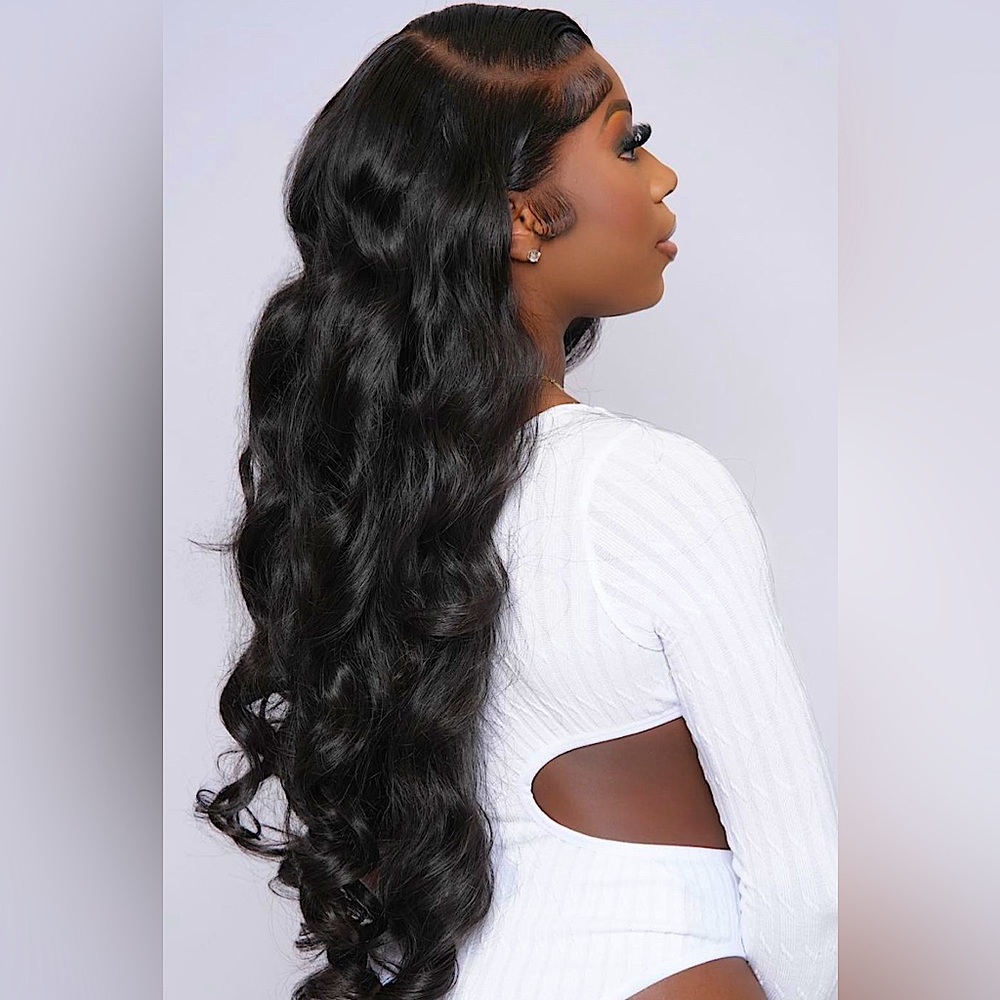 18 in Cambodian Wavy Lace front wig